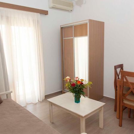 Sunny Suites Maleme Eksteriør billede