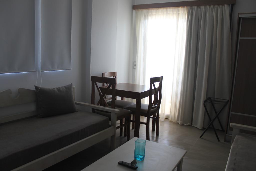 Sunny Suites Maleme Eksteriør billede