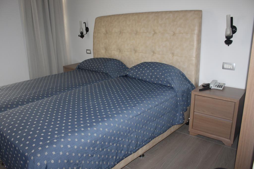 Sunny Suites Maleme Eksteriør billede