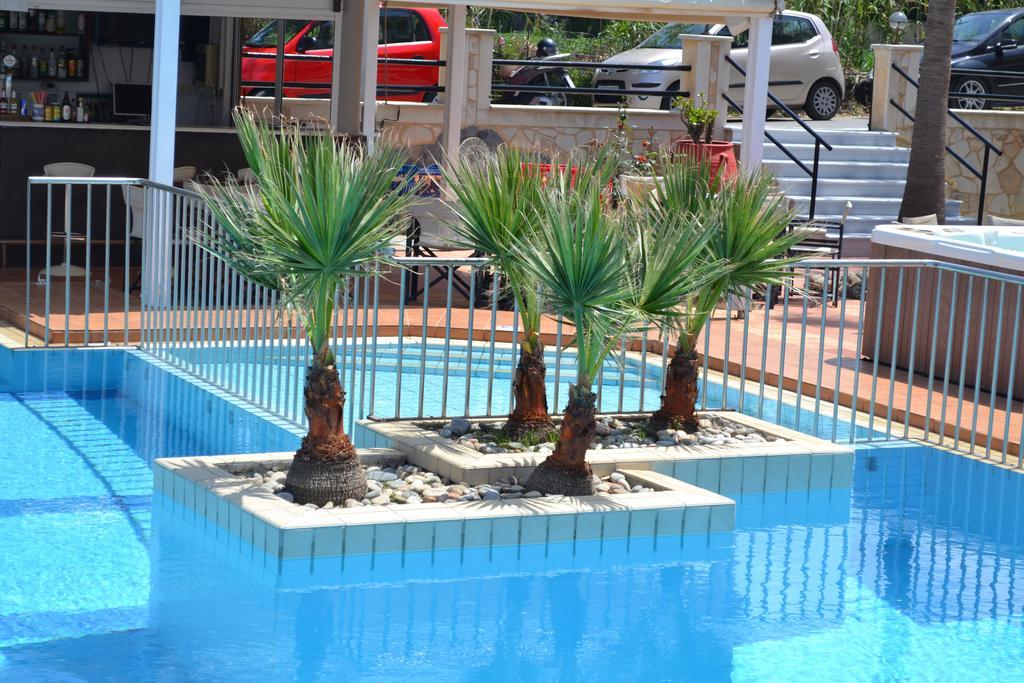 Sunny Suites Maleme Eksteriør billede
