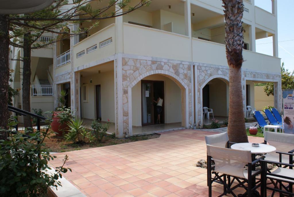 Sunny Suites Maleme Eksteriør billede