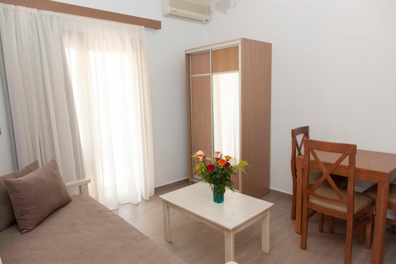 Sunny Suites Maleme Eksteriør billede
